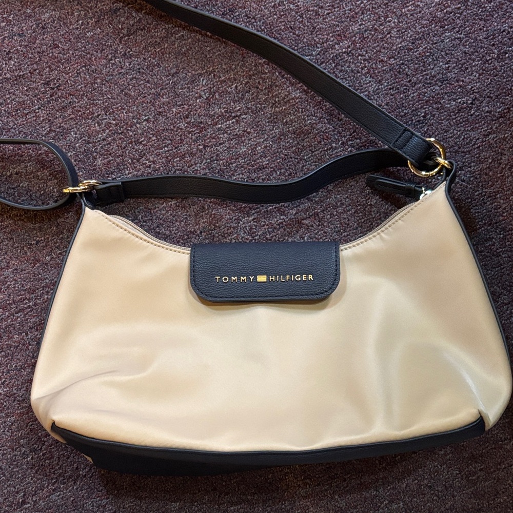 Tommy Hilfiger Nylon Purse